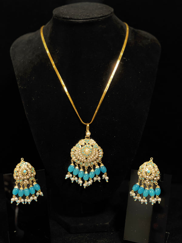 The Turquoise Jadau Pendant Set