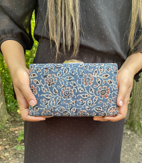 The Kalamkari Box Clutch : Blue