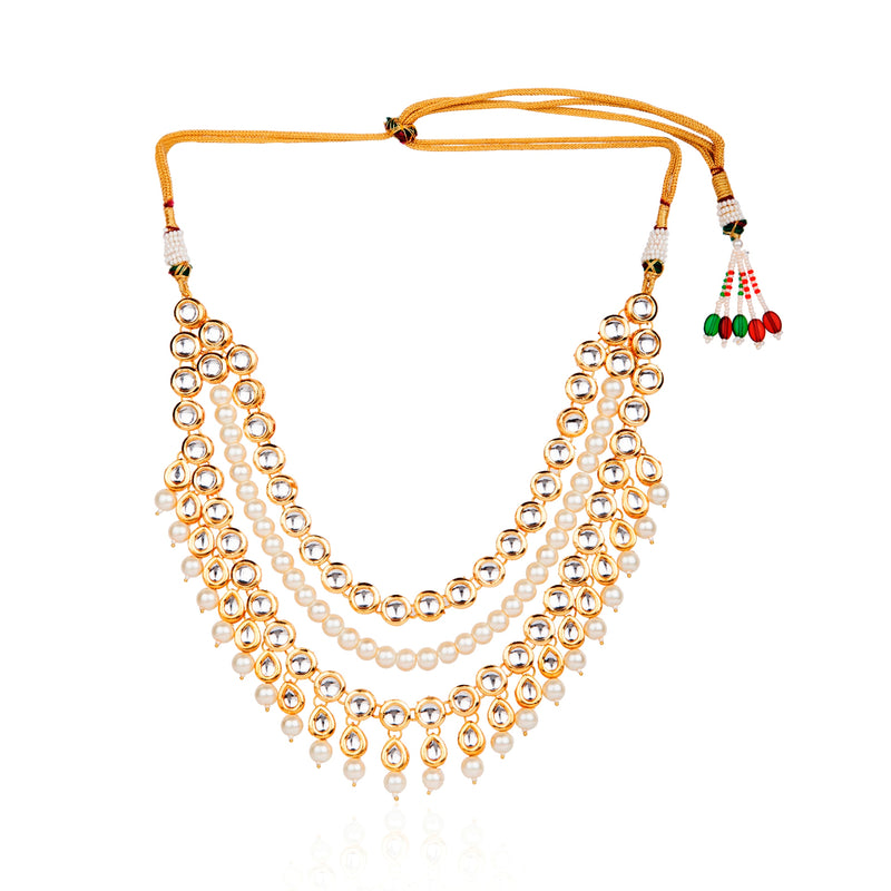 The Kiara Kundan Jewelry Set