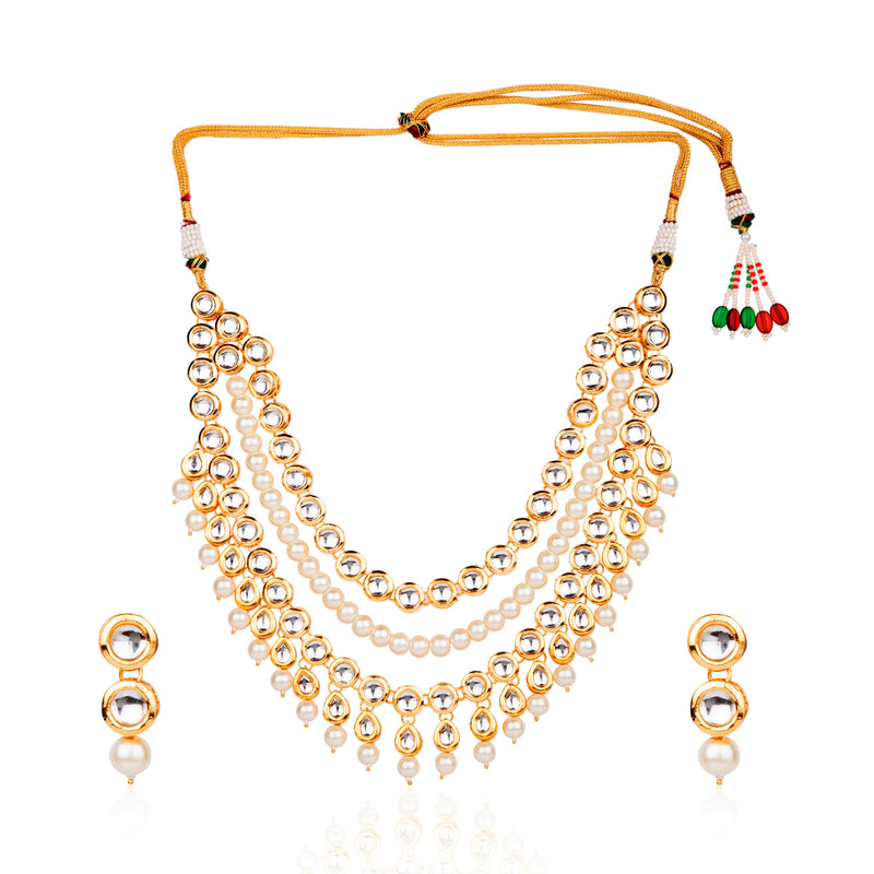 The Kiara Kundan Jewelry Set