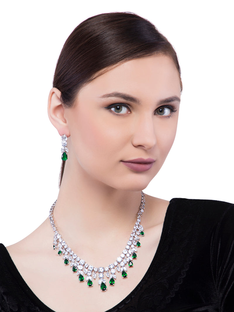 The Scintillating Bella Jewelry Set