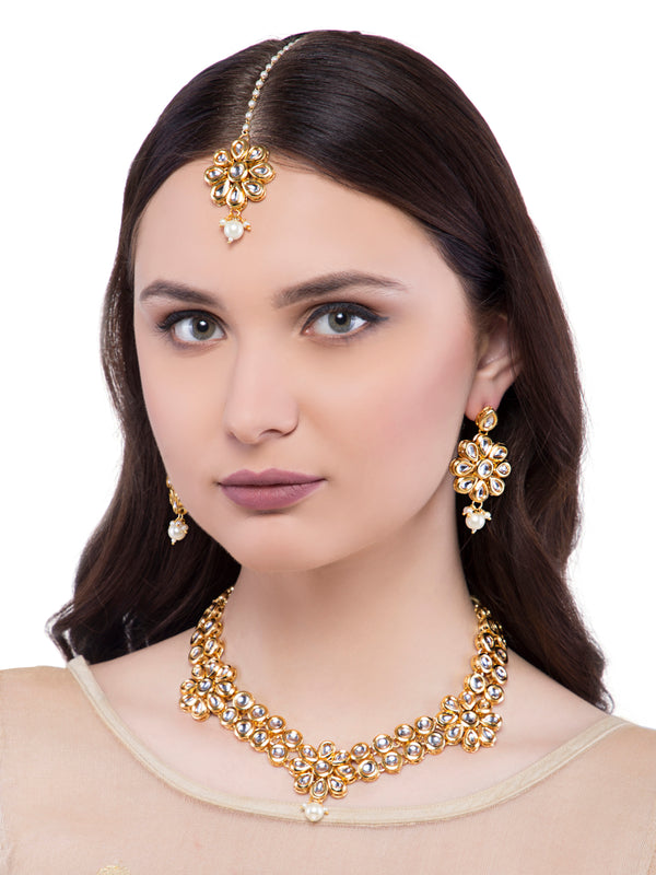 The Gulzar Kundan Jewelry Set